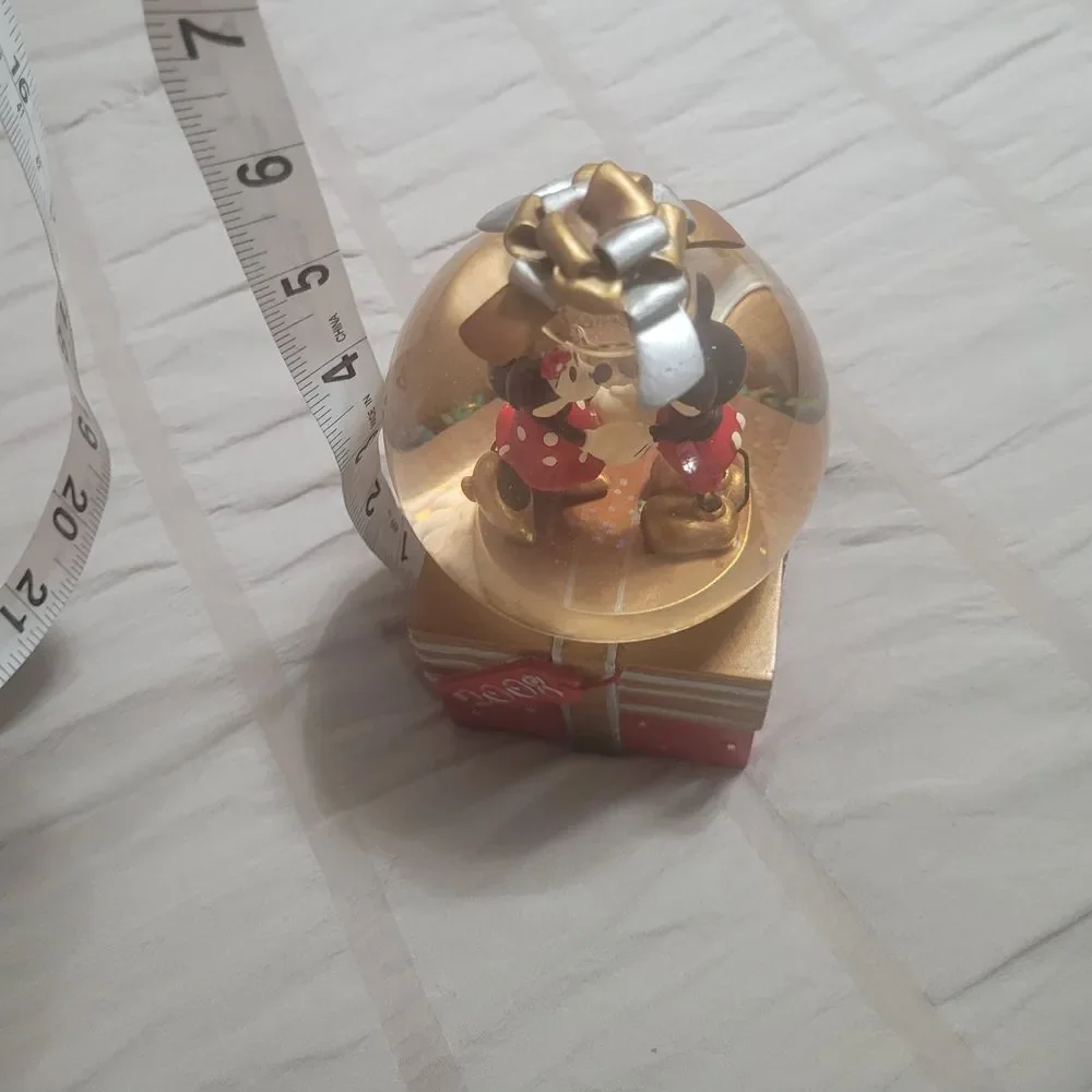 Disney Mickey & Minnie Mouse Snow Globe Gift Box Christmas Decoration‎